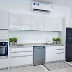 Liron Arbel- New Villa! 2 Min From The Sea,5 Min From Fisherman Village